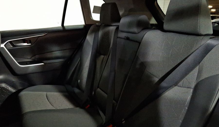 Toyota Rav4 2.5 XLE AUTO Suv 2021