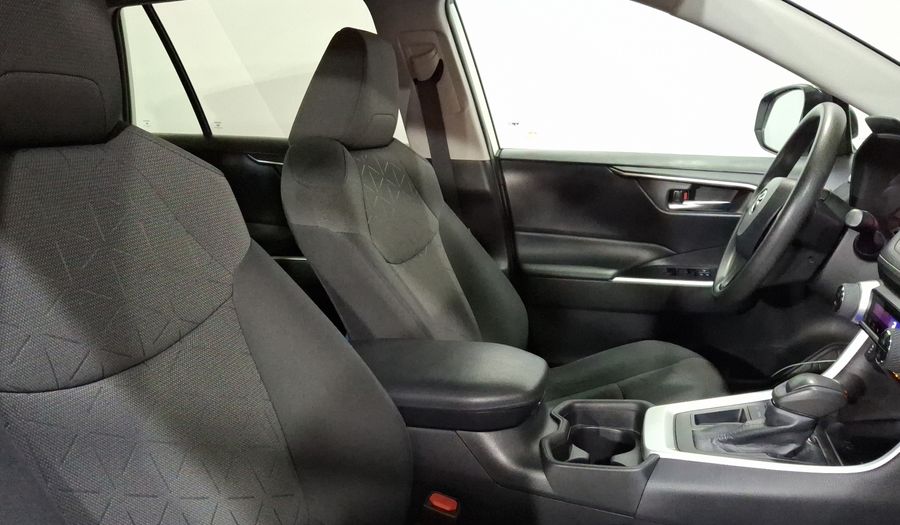 Toyota Rav4 2.5 XLE AUTO Suv 2021