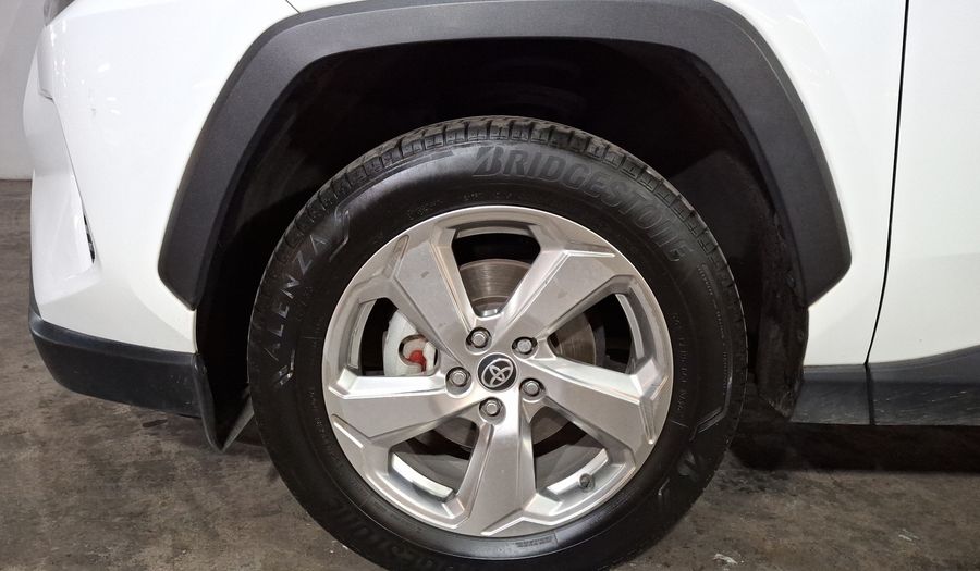 Toyota Rav4 2.5 XLE AUTO Suv 2021