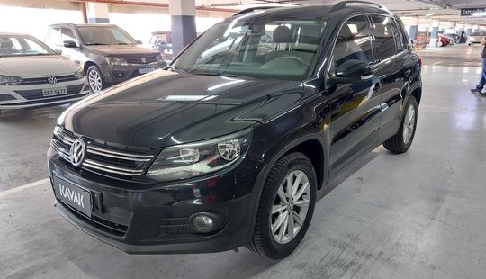 Volkswagen • Tiguan