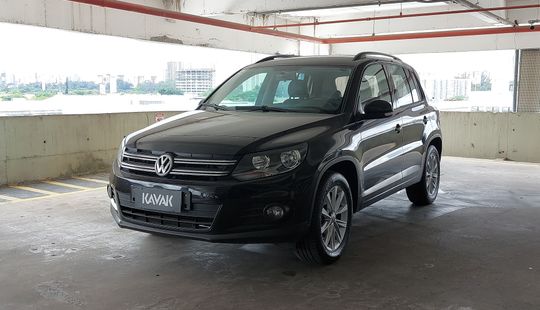Volkswagen • Tiguan
