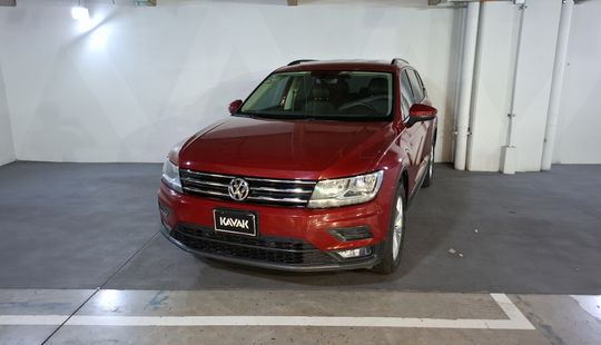 Volkswagen • Tiguan