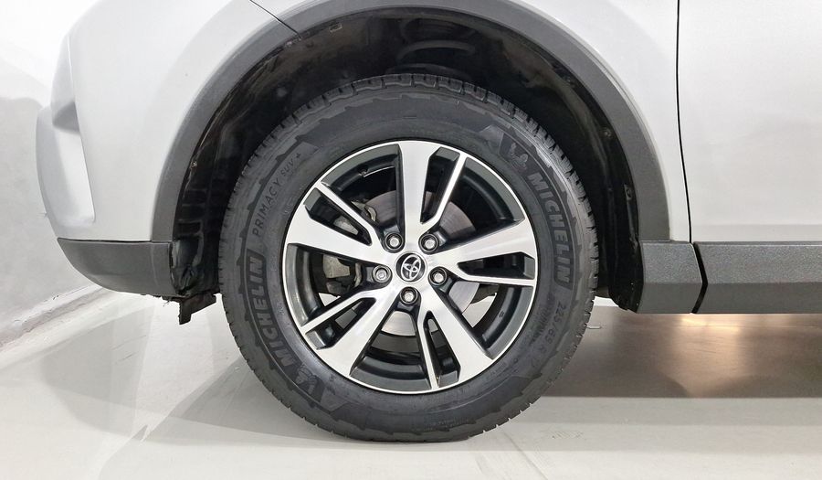 Toyota Rav4 2.5 XLE AWD AT Suv 2018