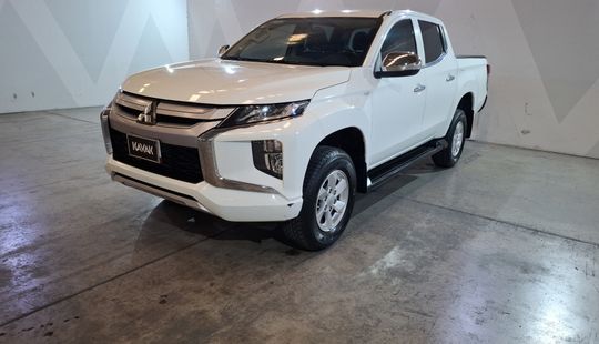 Mitsubishi • L200