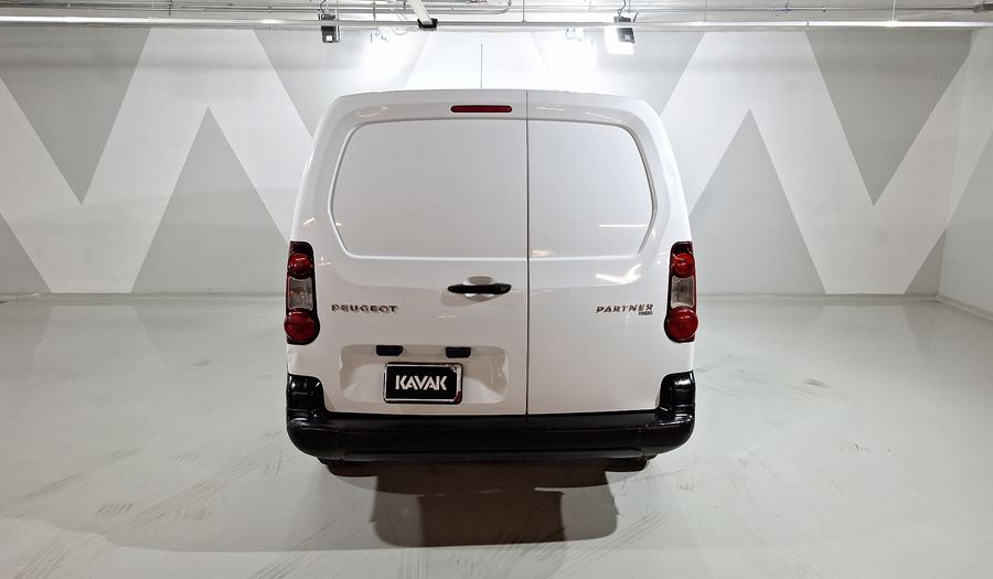 Peugeot Partner 1.6 HDI MAXI DIESEL 5P MT Van 2018
