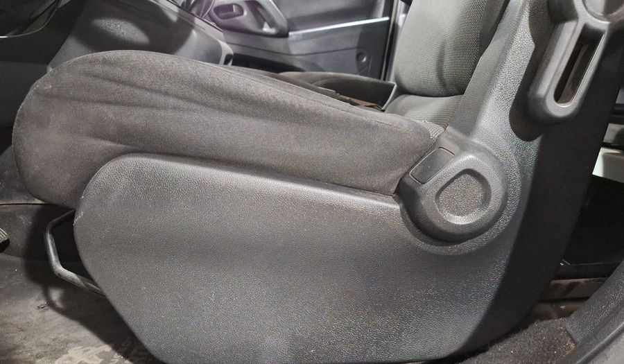Peugeot Partner 1.6 HDI MAXI DIESEL 5P MT Van 2018
