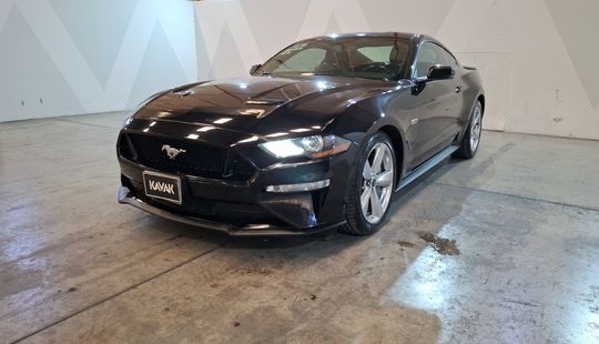 Ford • Mustang