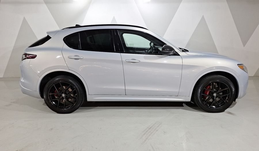 Alfa Romeo Stelvio 2.0 TI AUTO 4WD Suv 2021