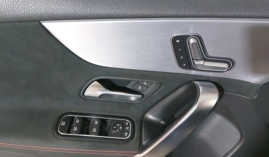 Mercedes Benz Clase A 1.3 200 SPORT DCT Hatchback 2020