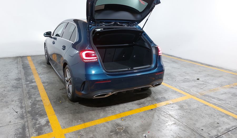 Mercedes Benz Clase A 1.3 200 SPORT DCT Hatchback 2020