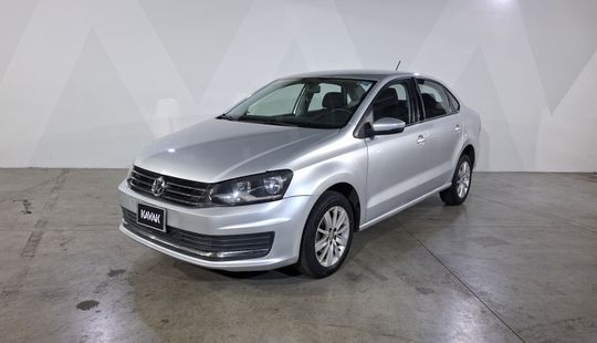 Volkswagen • Vento