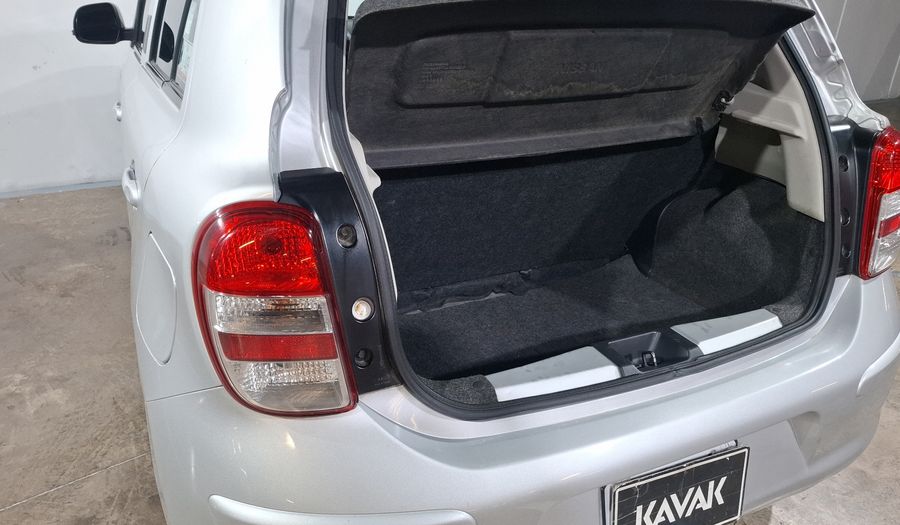 Nissan March 1.6 SENSE MT Hatchback 2013