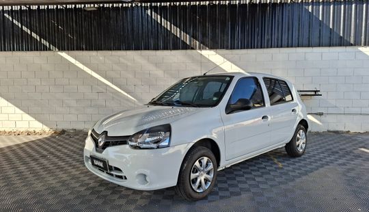Renault • Clio