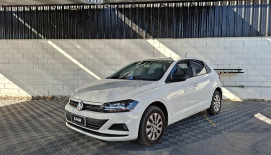 Volkswagen • Polo