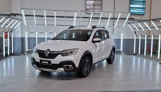 Renault • Sandero Stepway