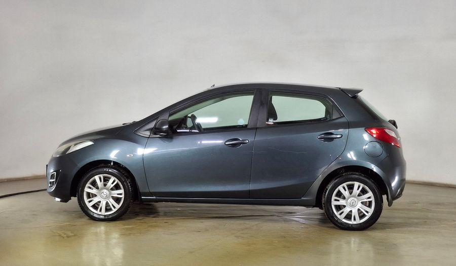 Mazda 2 1.5 V Hatchback 2012