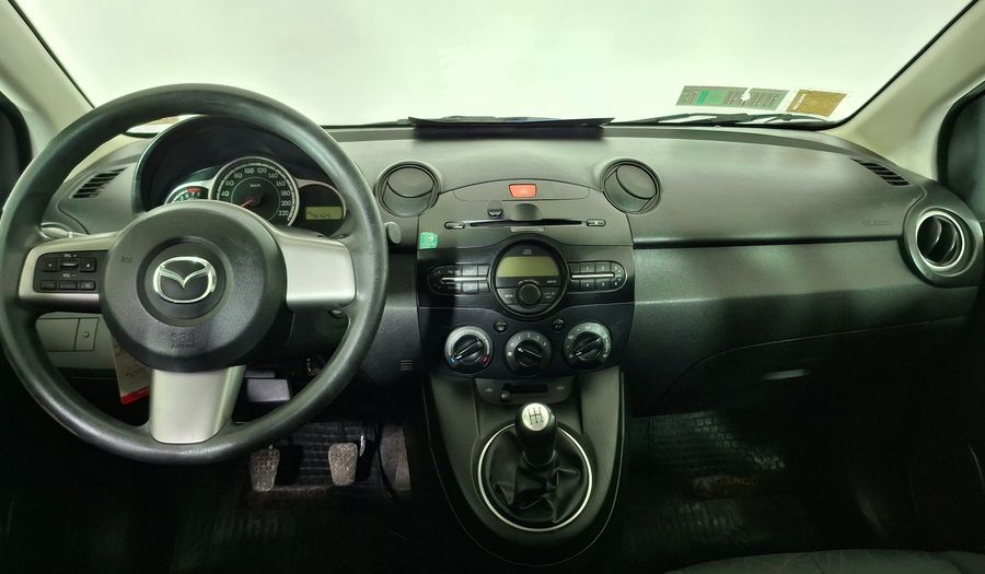 Mazda 2 1.5 V Hatchback 2012