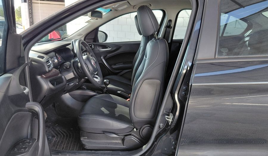 Fiat Cronos 1.8 PRECISION Sedan 2019