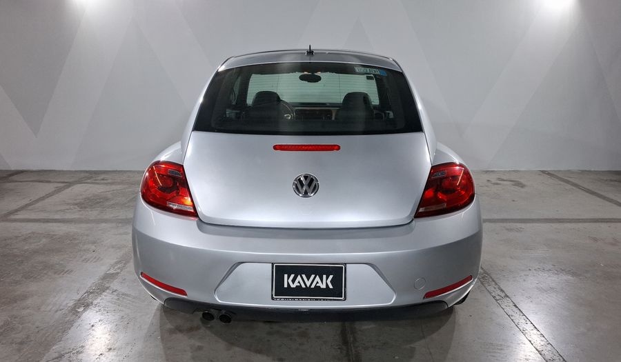 Volkswagen Beetle 2.5 SPORT MT Hatchback 2015