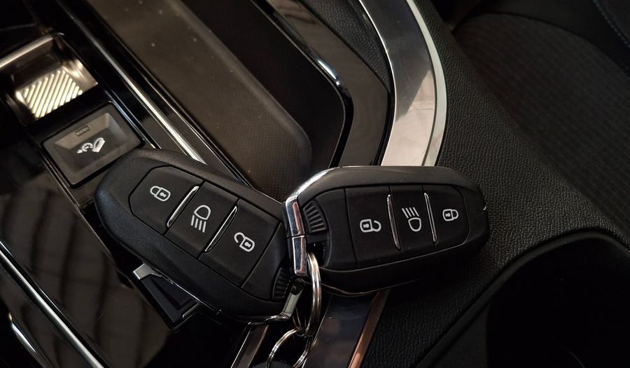 Peugeot 3008 1.5 BLUEHDI 130 AUTO ALLURE PACK Suv 2024