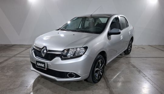 Renault • Logan