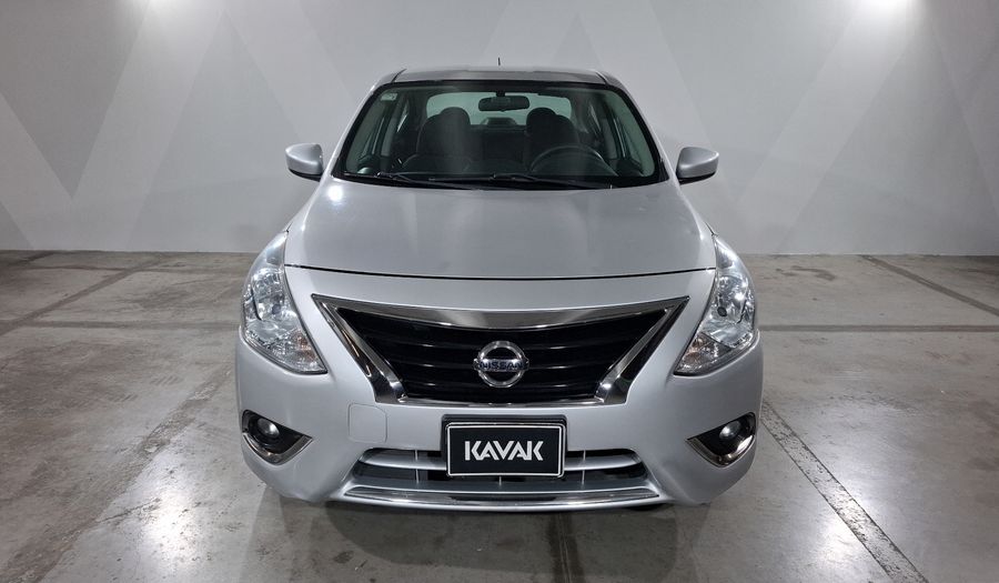 Nissan Versa 1.6 ADVANCE TA AC Sedan 2015