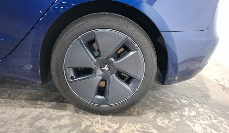 Tesla Model 3 BEV 50KWH STANDARD RANGE PLUS AUTO Sedan 2023