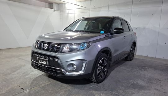 Suzuki • Vitara