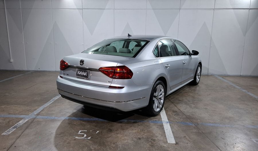 Volkswagen Passat 2.0 HIGHLINE TDI Sedan 2016