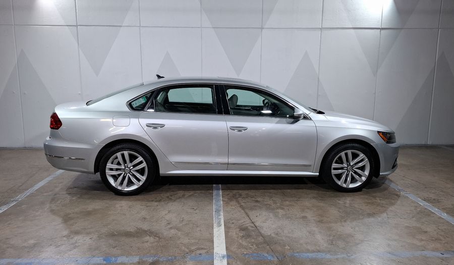 Volkswagen Passat 2.0 HIGHLINE TDI Sedan 2016
