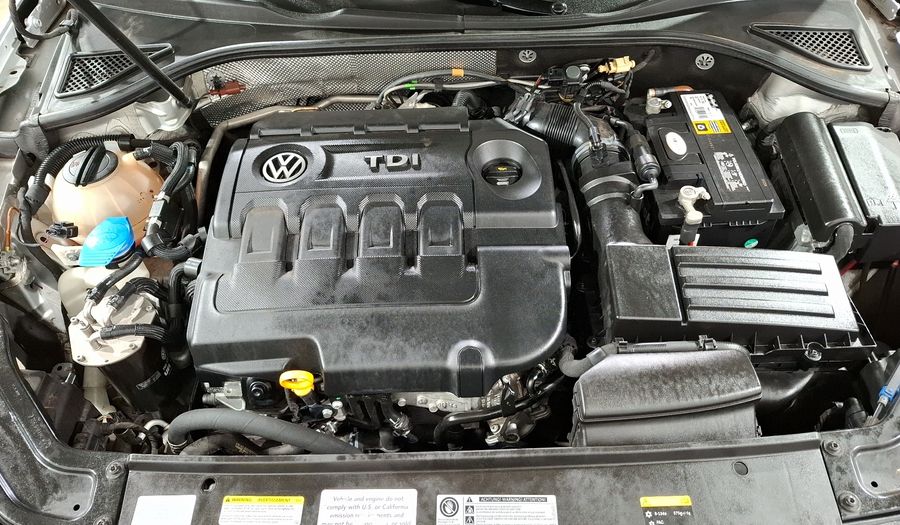Volkswagen Passat 2.0 HIGHLINE TDI Sedan 2016