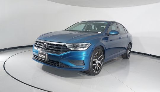 Volkswagen • Jetta