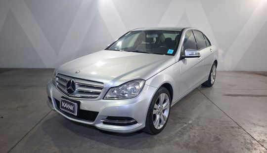 Mercedes Benz • Clase C