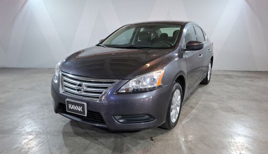 Nissan • Sentra
