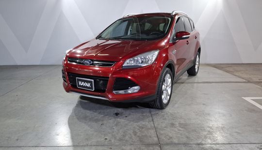 Ford • Escape