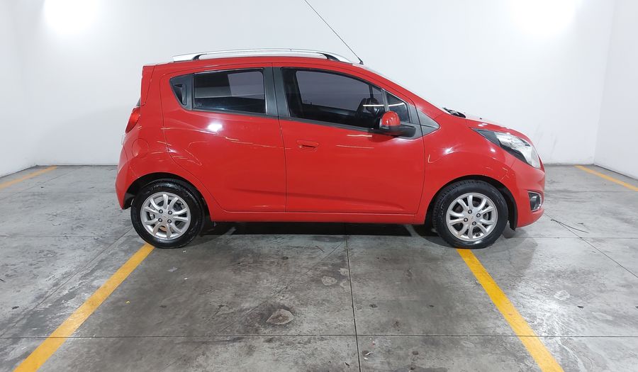 Chevrolet Spark Classic 1.2 LTZ C MT Hatchback 2017
