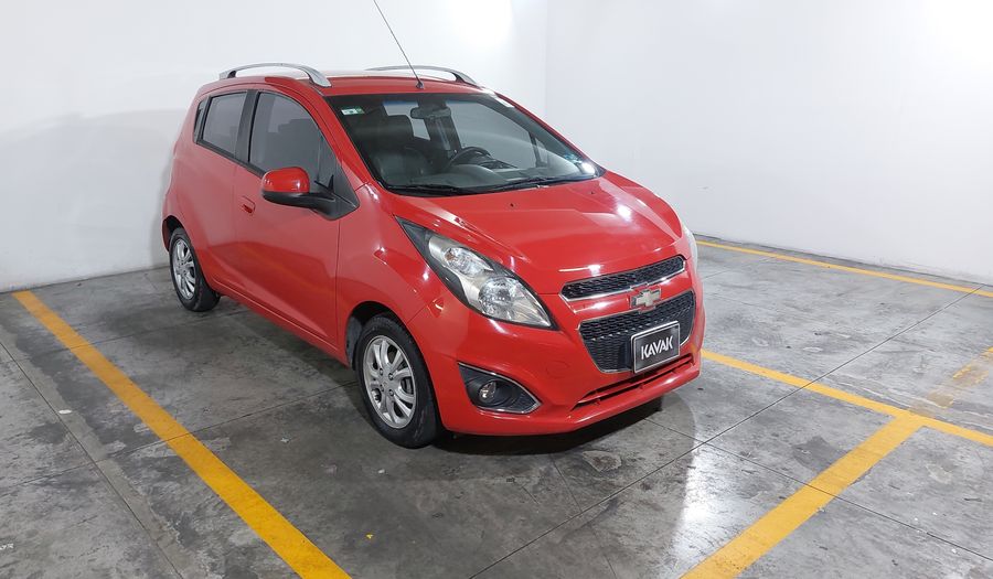 Chevrolet Spark Classic 1.2 LTZ C MT Hatchback 2017