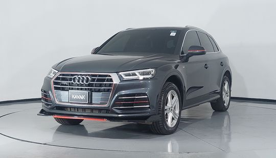 Audi • Q5