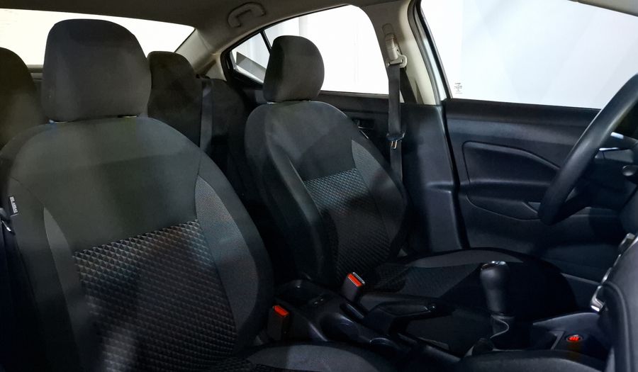 Nissan Versa 1.6 SENSE Sedan 2020