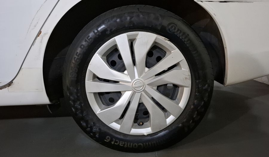 Nissan Versa 1.6 SENSE Sedan 2020