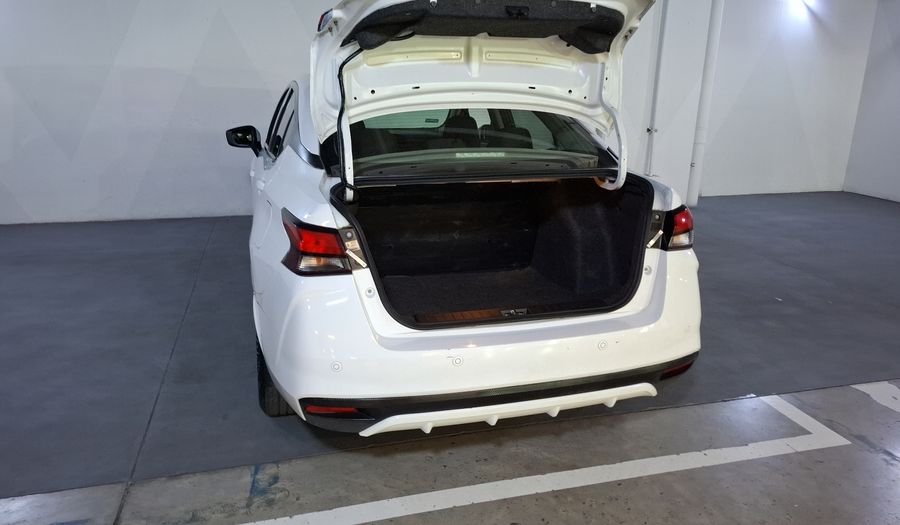 Nissan Versa 1.6 SENSE Sedan 2020
