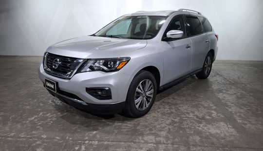 Nissan • Pathfinder