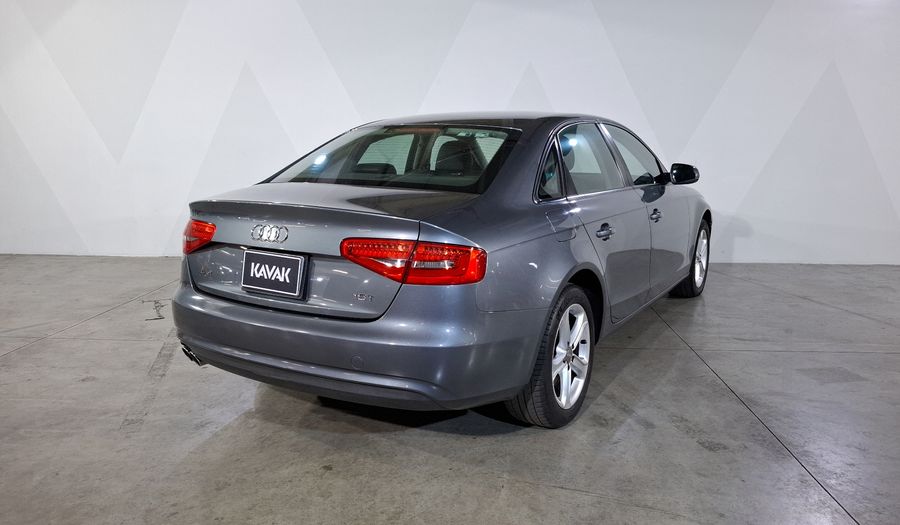 Audi A4 1.8 TFSI TRENDY MULTITRONIC Sedan 2014