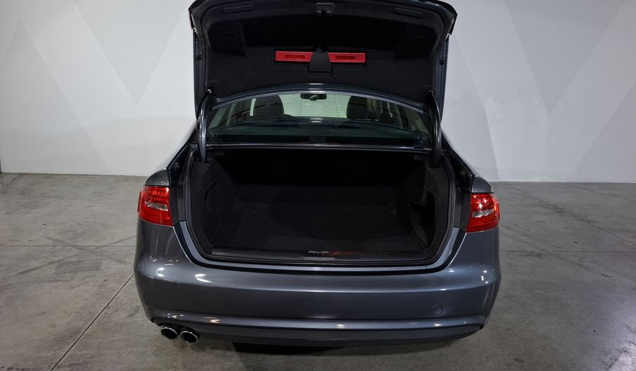 Audi A4 1.8 TFSI TRENDY MULTITRONIC Sedan 2014