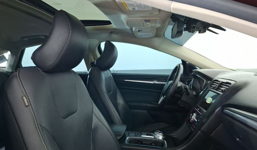 Ford Fusion 2.0 GTDI TITANIUM PLUS AT Sedan 2017