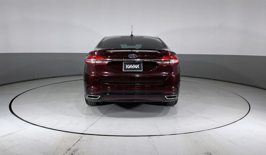 Ford Fusion 2.0 GTDI TITANIUM PLUS AT Sedan 2017