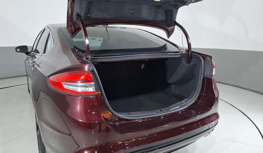 Ford Fusion 2.0 GTDI TITANIUM PLUS AT Sedan 2017