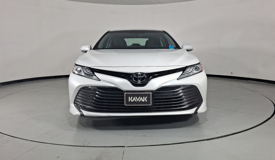 Toyota Camry 2.5 XLE AUTO Sedan 2018