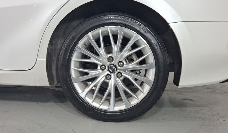 Toyota Camry 2.5 XLE AUTO Sedan 2018