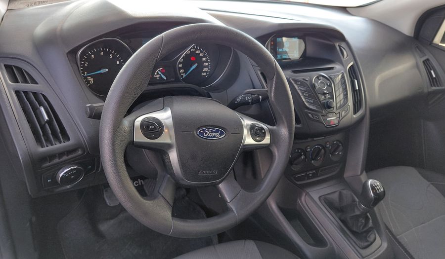 Ford Focus Iii 1.6 S Hatchback 2014